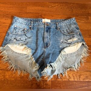 One Teaspoon size 31 low rise shorts dark wash